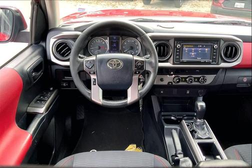 2017 Toyota Tacoma SR5