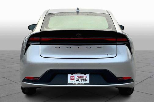 2024 Toyota Prius LE