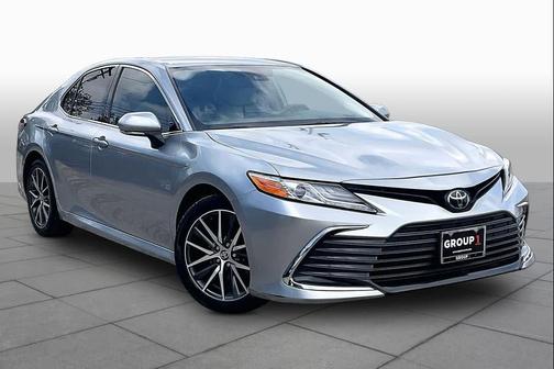Celestial Silver Metallic 2024 Toyota Camry XLE