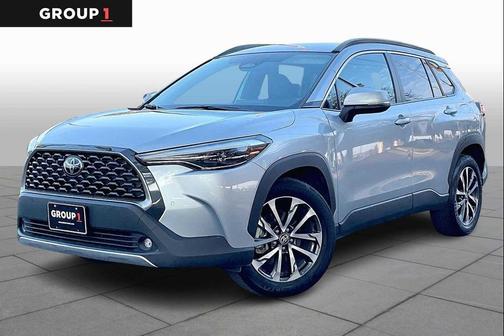 2023 Toyota Corolla Cross XLE