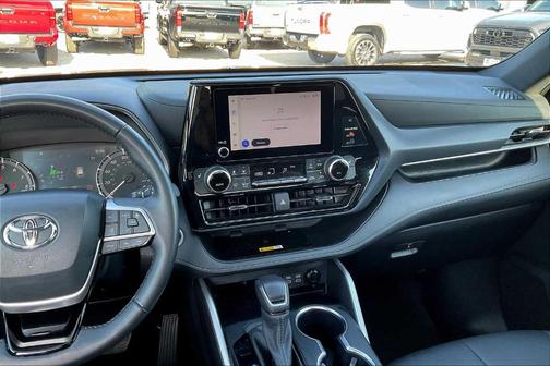 2024 Toyota Highlander XSE
