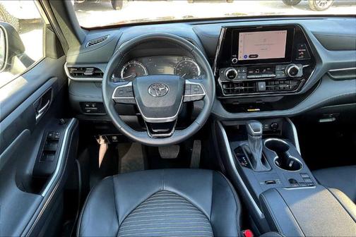 2024 Toyota Highlander XSE