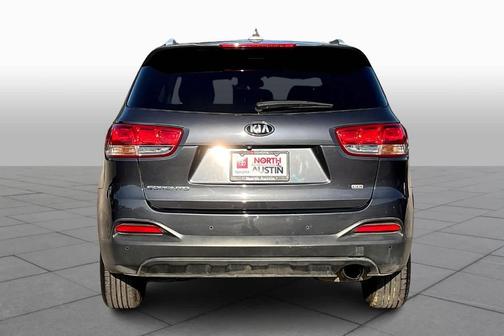 2016 Kia Sorento LX
