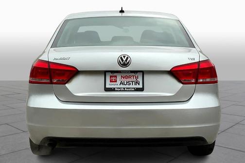 2015 Volkswagen Passat 1.8T S
