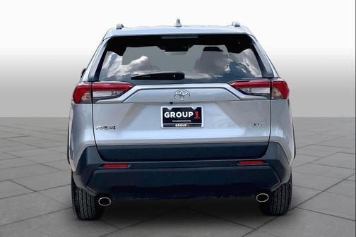 Silver Sky Metallic 2025 Toyota RAV4 XLE