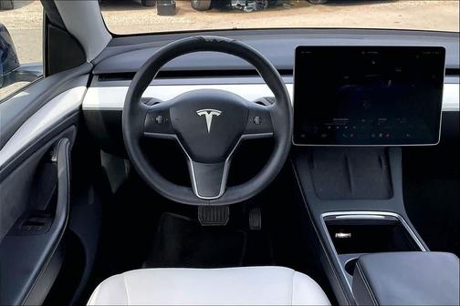 2023 Tesla Model Y AWD