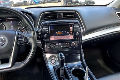 2022 Nissan Maxima SV Xtronic CVT