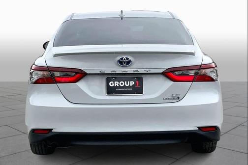 2024 Toyota Camry Hybrid LE