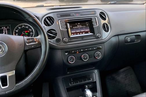 2016 Volkswagen Tiguan S