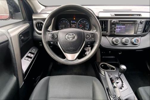 Ruby Flare Pearl 2018 Toyota RAV4 LE