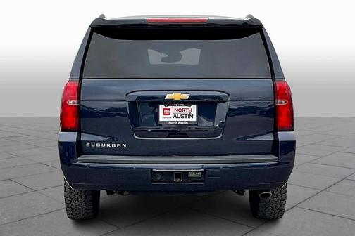 2017 Chevrolet Suburban LT