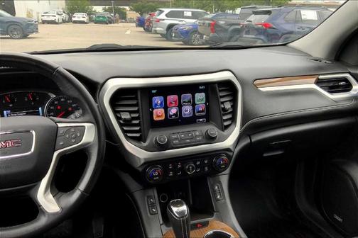 2017 GMC Acadia SLE-2