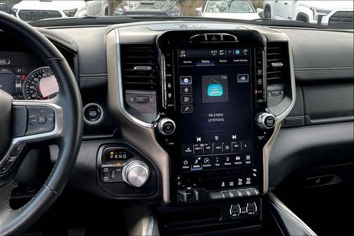 2024 RAM 2500 Laramie Crew Cab 4x4 6'4' Box