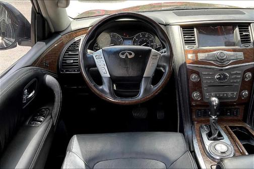 2016 INFINITI QX80 Base