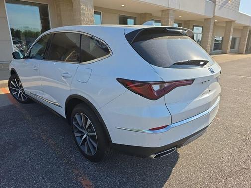 Platinum White Pearl 2026 Acura MDX Technology Package