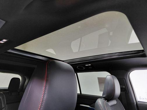 Agate Black Metallic 2026 Ford Explorer ST