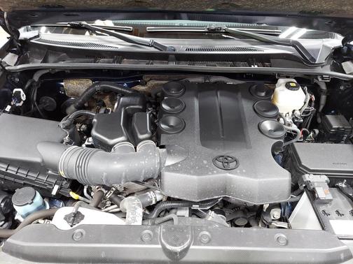 2024 Toyota 4Runner TRD Off Road