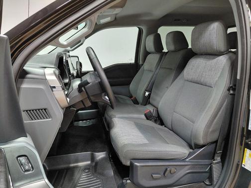 Agate Black Metallic 2023 Ford F-150 XLT