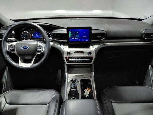 Carbonized Gray Metallic 2023 Ford Explorer XLT