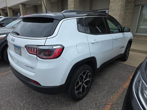 Bright White Clearcoat 2025 Jeep Compass Limited