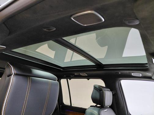 2022 Jeep Grand Wagoneer Series III 4x4