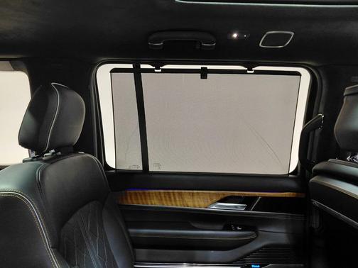 2022 Jeep Grand Wagoneer Series III 4x4