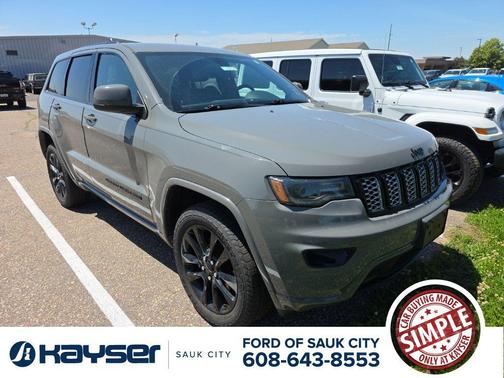 Sting-Gray Clearcoat 2020 Jeep Grand Cherokee Altitude