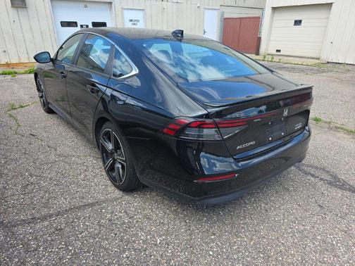 Platinum White Pearl 2024 Honda Accord Hybrid Sport