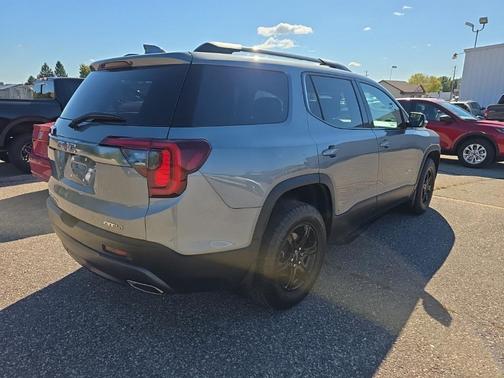 2021 GMC Acadia AWD AT4