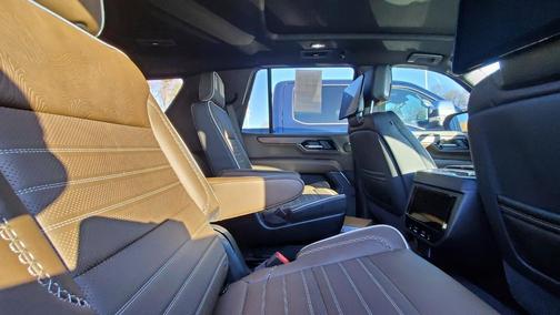 2025 GMC Yukon Denali Ultimate