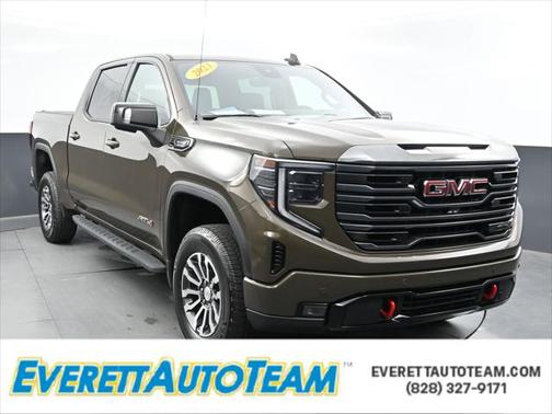 2023 GMC Sierra 1500 AT4