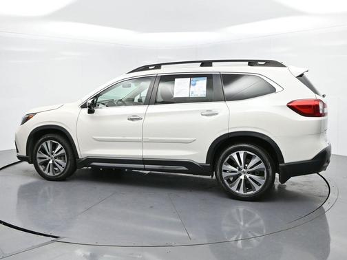 Crystal White Pearl 2021 Subaru Ascent Touring 7-Passenger