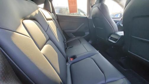 2024 Tesla Model Y Long Range Single Motor Rear-Wheel Drive