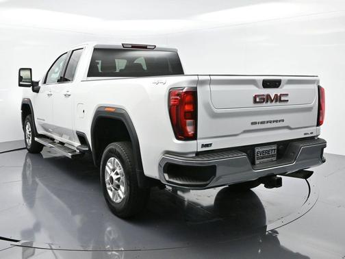 2022 GMC Sierra 2500 SLE