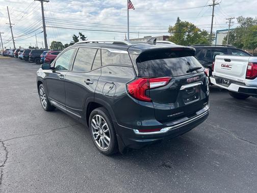 2022 GMC Terrain Denali