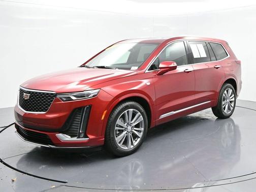 2025 Cadillac XT6 Premium Luxury AWD
