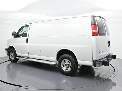 2024 GMC Savana 2500 Work Van