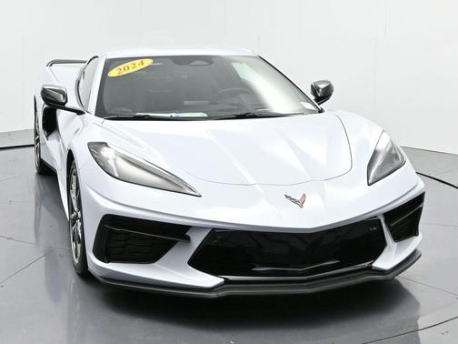 2024 Chevrolet Corvette Stingray w/2LT