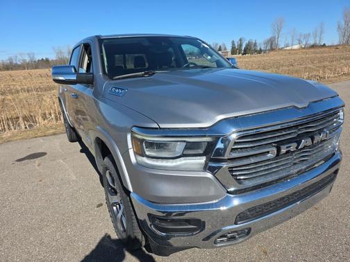 Billet Silver Metallic Clearcoat 2022 RAM 1500 Laramie