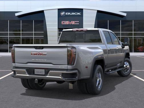 2026 GMC Sierra 3500 SLT