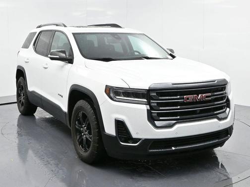 2023 GMC Acadia AWD AT4