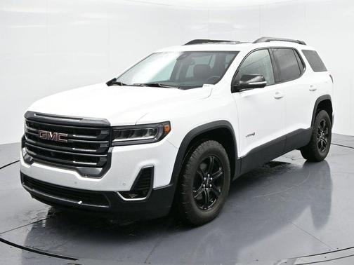 2023 GMC Acadia AWD AT4