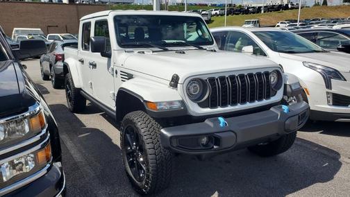 2025 Jeep Gladiator Nighthawk