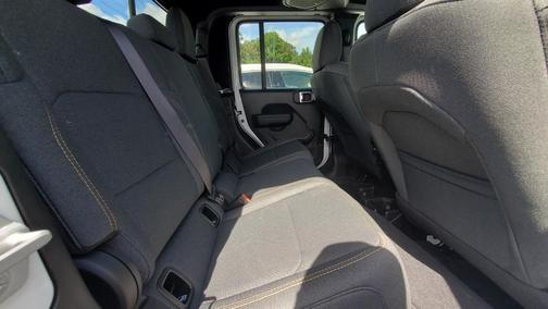 2025 Jeep Gladiator Nighthawk