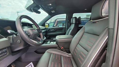 2025 GMC Yukon XL 4WD AT4 Ultimate