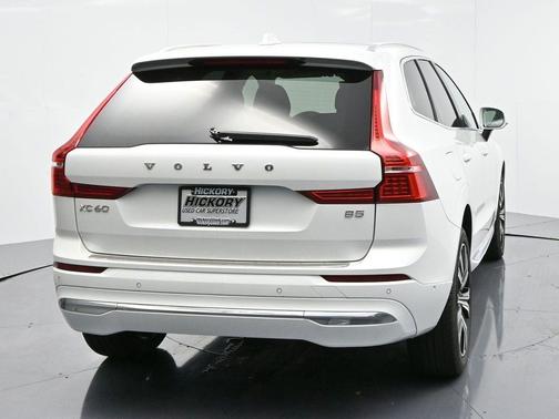 2022 Volvo XC60 B5 Inscription
