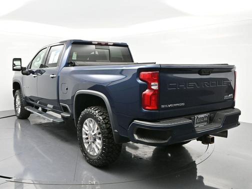 2022 Chevrolet Silverado 2500 High Country
