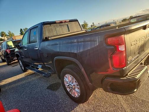 2022 Chevrolet Silverado 2500 High Country