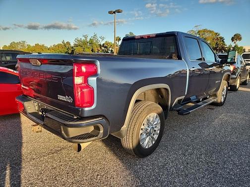 2022 Chevrolet Silverado 2500 High Country