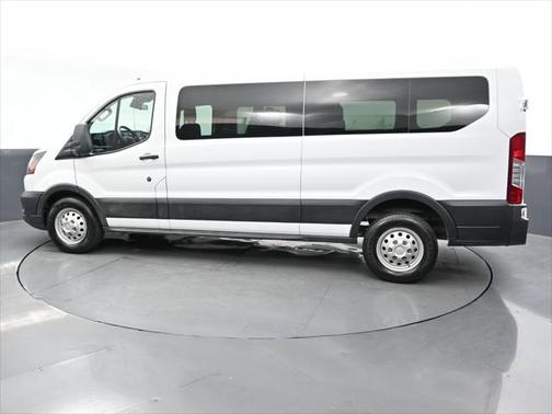 2022 Ford Transit-350 XL